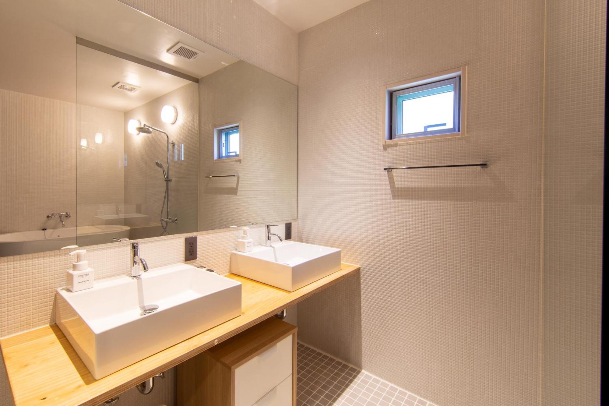Ynh Guest House Osaka Bagian luar foto