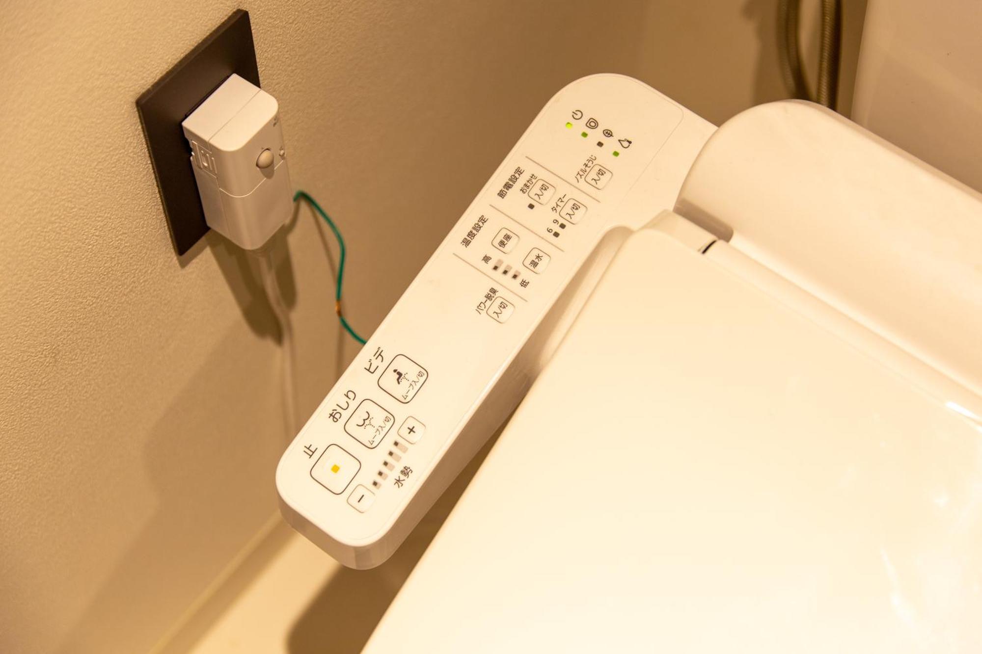 Ynh Guest House Osaka Bagian luar foto